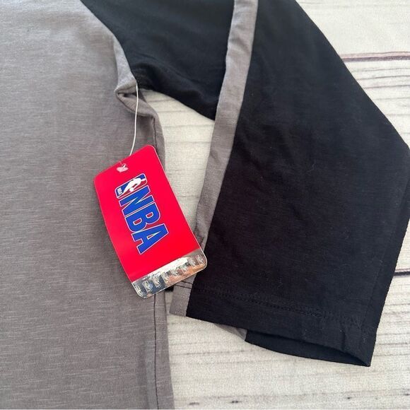 NWT NBA San Antonio Spurs Womens Shirt Size XL Raglan Black Gray White Retro - Picture 5 of 6